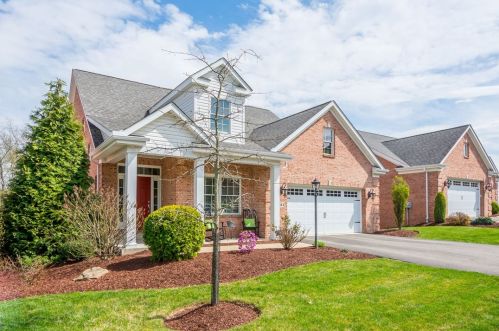 812 Crossbow Ct, Canonsburg, PA 15317-2762