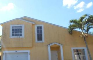 6746 199th St, Hialeah, FL 33015-2485