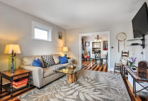 12 Dartmouth St, Quincy MA  02169-6808 exterior