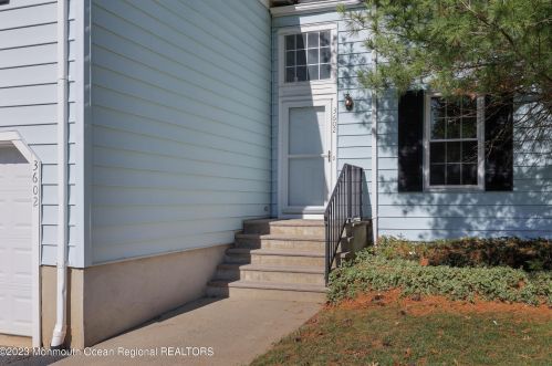 3602 James Ct, Middletown, NJ 07748-4213