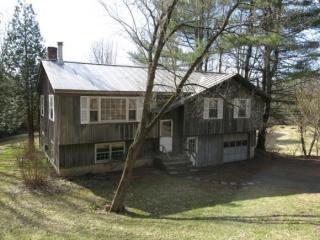 134 Church St, Norwich, VT 05055-9451