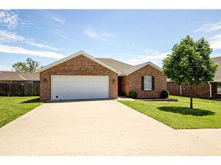 652 Olivia Ln, Centerton, AR 72719-7807