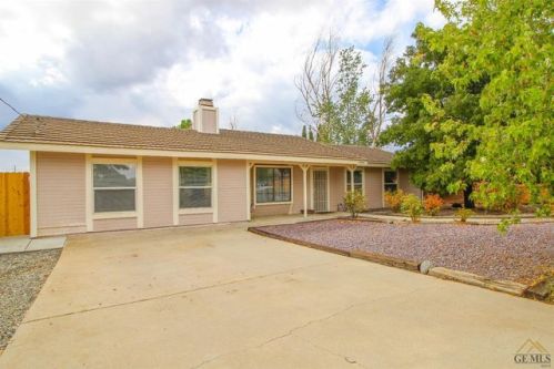 19720 Kid Pl, Tehachapi CA  93561-8917 exterior