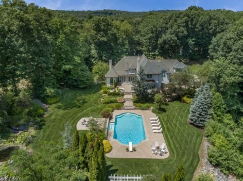 27 Hideaway Ln, Sparta NJ  07871-3510 exterior