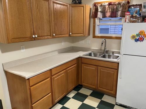 65 Roberts St, New Britain CT  06051-3415 exterior