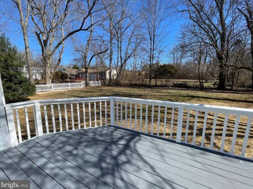 70 Lakeside Dr, Collegeville PA  19426-4109 exterior