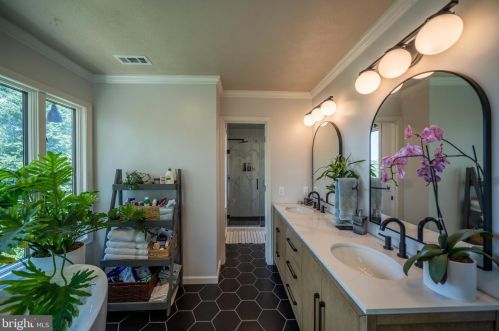 117 Diamond Ct, Harrisonburg VA  22801-3414 exterior