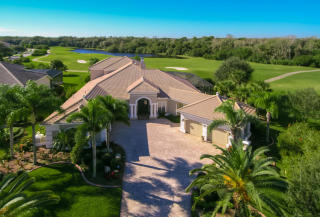 1419 Southpointe Ct, Melbourne, FL 32940-2410
