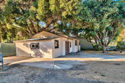 16078 Grand Ave, Lake Elsinore, CA 92530-1418