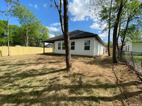 759 Emberwood Dr, Dallas TX  75232-3940 exterior