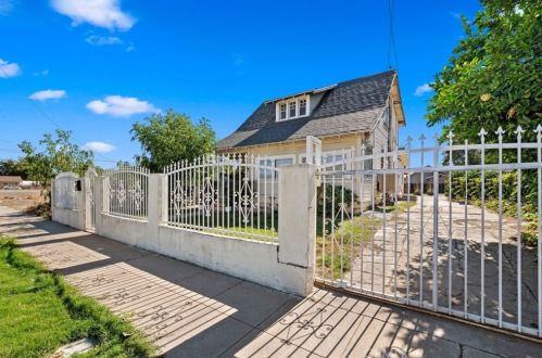 1323 Poplar St, San Bernardino, CA 92410-2225