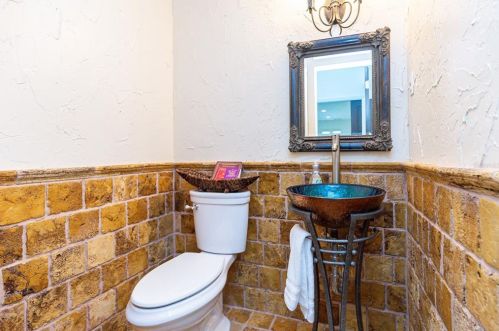 2240 Thunderbird Trl, Maitland FL  32751-3745 exterior