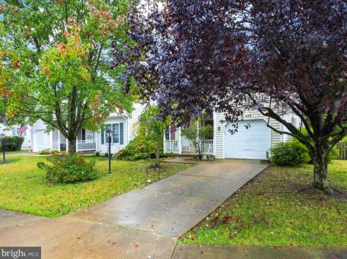 500 Wordsworth Cir, Purcellville VA  20132-3183 exterior