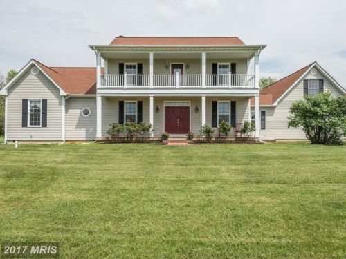13878 Bronco Ln, Lovettsville, VA 20180-3147