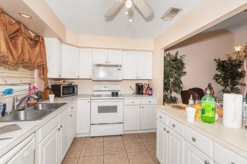 720 1st Pl, Vero Beach, FL 32962-3578