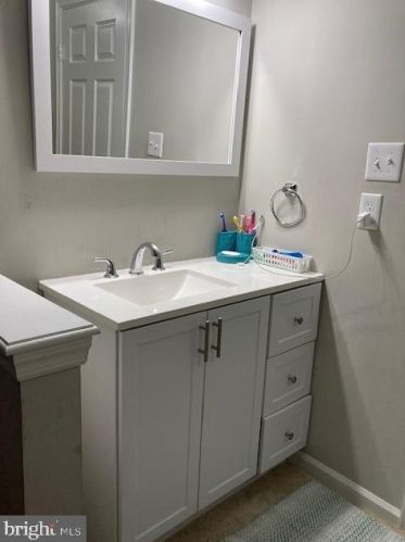 14763 Winding Loop, Woodbridge VA  22191-3448 exterior