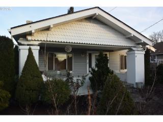 804 3rd Ave, Kelso, WA 98626-2221
