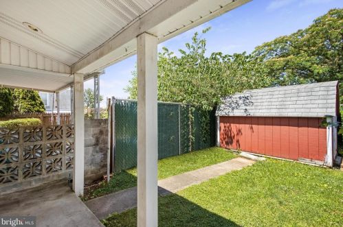 351 Grove St, Norristown, PA 19405-1615