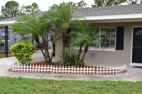 131 Polk Dr, Winter Haven, FL 33884-1965