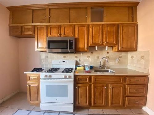 1406 85th St, North Bergen NJ  07047-4308 exterior