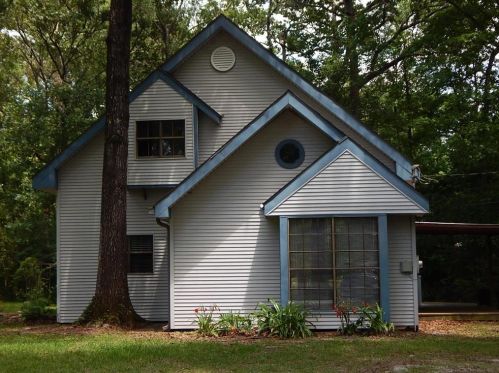 4090 Jeanette Ln, Conroe, TX 77303-4872