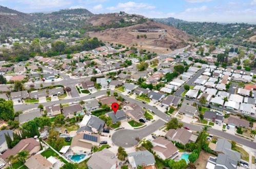241 Sandpiper Cir, Orange, CA 92869-3125