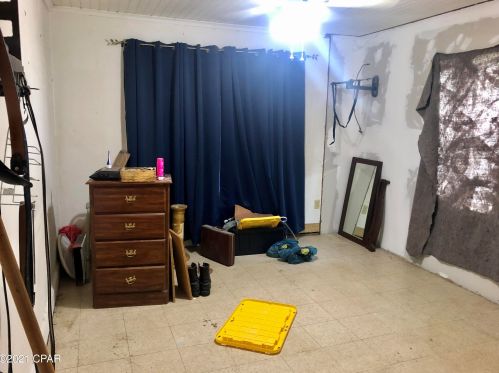 3006 8th St, Marianna FL  32446-1901 exterior