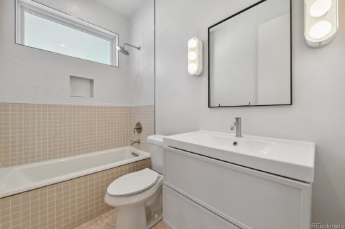 4108 Logan St, Englewood CO 80113-6841 exterior