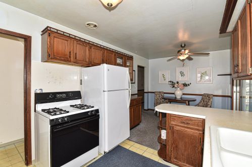 1230 90, Milwaukee WI 53214-2839 exterior