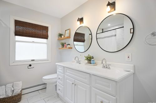 147 Waterside Ave, Northport NY  11768-2154 exterior