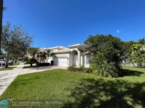 16727 12th St, Hollywood, FL 33027-1408