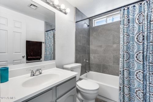 4442 Oraibi Dr, Glendale AZ  85308-7320 exterior