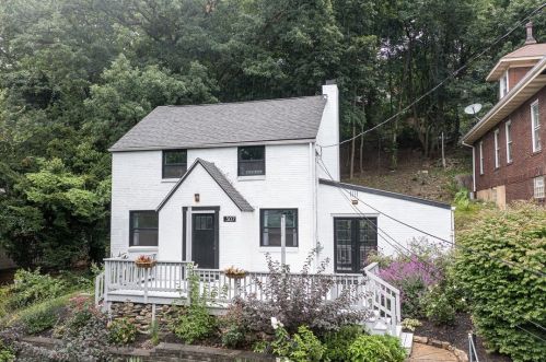 307 Highland Ter, Pittsburgh, PA 15215-1717