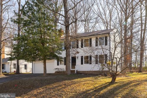 334 Albany St, Fredericksburg VA  22407-6304 exterior