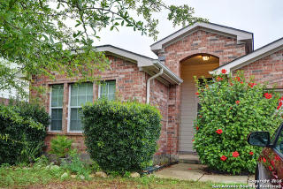 1631 Mountain Brk, Schertz TX  78154-3075 exterior