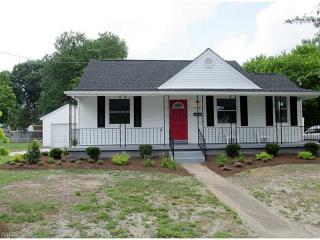 4312 Deep Creek Blvd, Portsmouth, VA 23702-1622