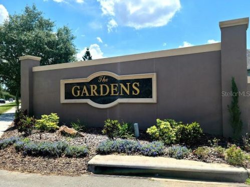 451 Majestic Gardens Blvd, Winter Haven, FL 33880-5734