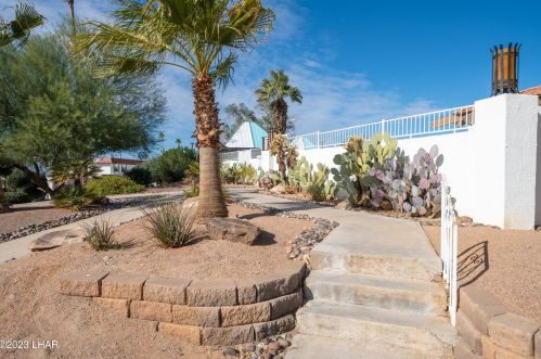 1776 Los Lagos Dr, Lake Havasu City AZ  86403-6623 exterior
