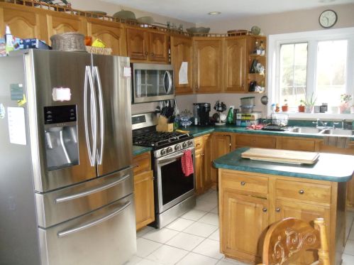 273 Blakes Hill Rd, Northwood NH  03261-3936 exterior