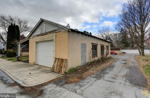 259 Louther St, Carlisle PA  17013-2528 exterior