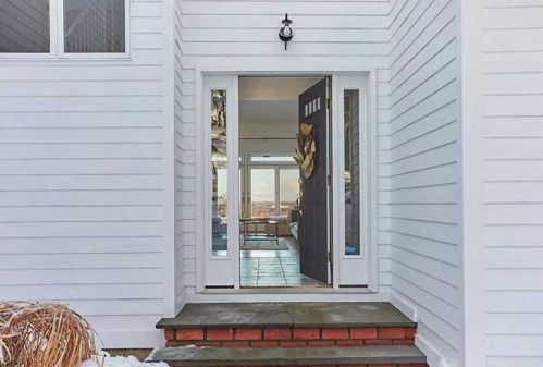 20 Old Post Rd, Red Hook, NY 12571-2219