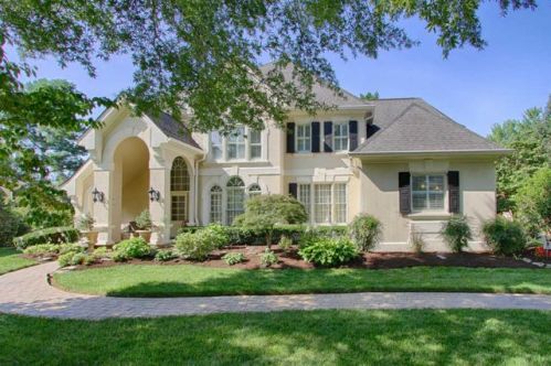 305 Heathermoor Dr, Knoxville, TN 37934-2558