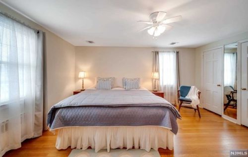 455 Columbia Blvd, Wood-Ridge NJ  07075-1601 exterior