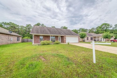 3256 Stonegate Cir, Gautier, MS 39553-6013