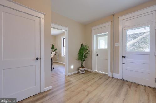 268 Walton St, Lemoyne PA  17043-2024 exterior