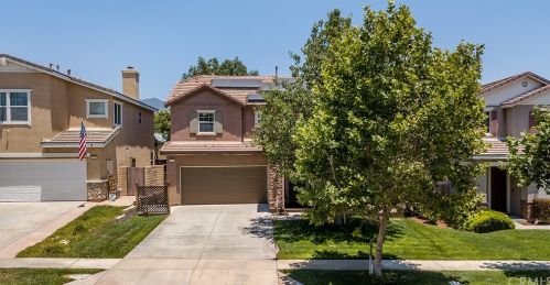 3836 Quartzite Ln, San Bernardino, CA 92407-0428