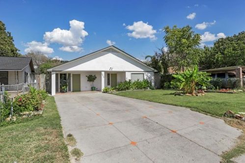 2810 21st St, Fort Worth, TX 76106-5033