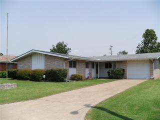 710 Belle St, Minco, OK 73059-2050