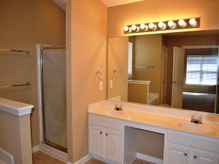 102 Scotsburn Ct, Simpsonville SC  29681-7275 exterior
