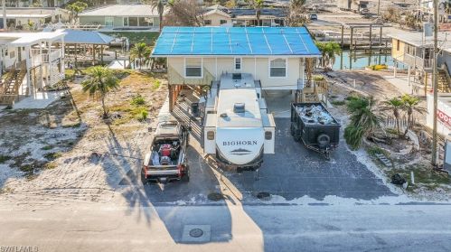 310 Bayland Rd, Fort Myers Beach, FL 33931-3904